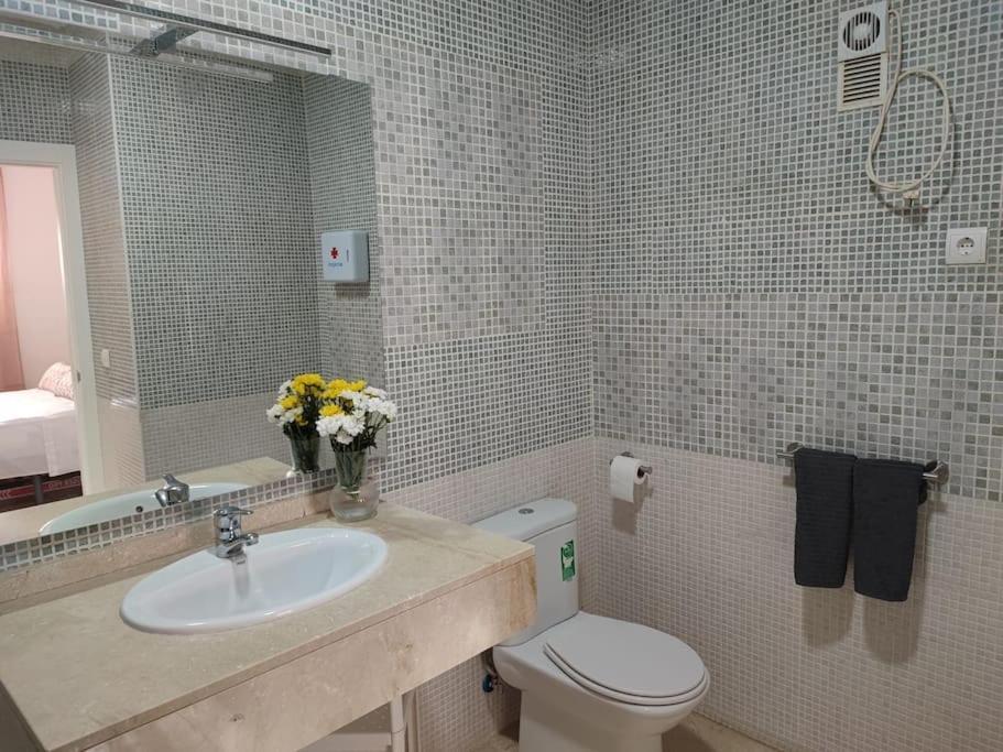 Apartamento Torrequebrada Benalmádena Exteriör bild
