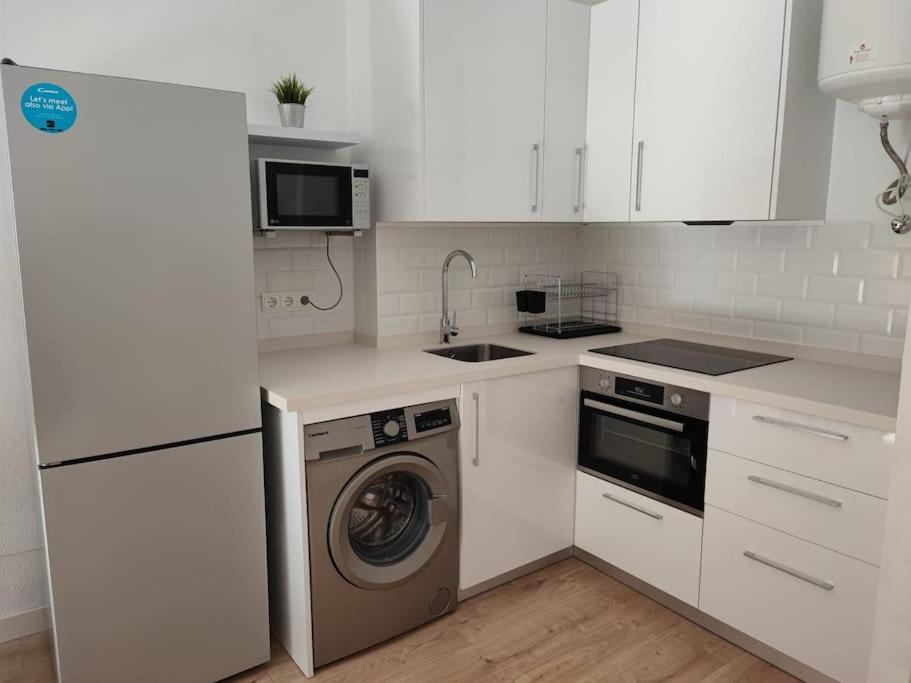Apartamento Torrequebrada Benalmádena Exteriör bild